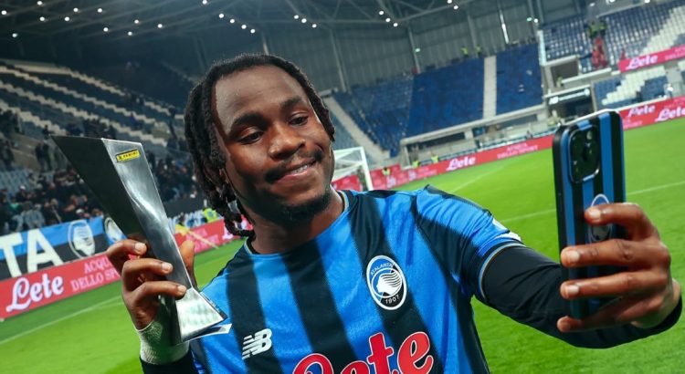 Ademola Lookman Samakan Skor